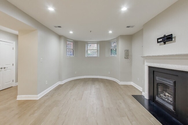 Building Photo - 1306 Rhode Island Ave NW