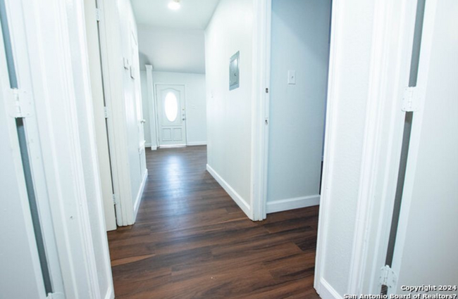 Building Photo - 4927 Fortuna