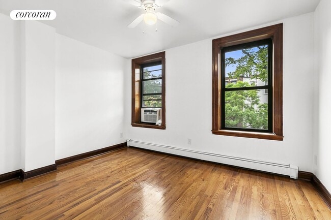 Building Photo - 423 W 146th St