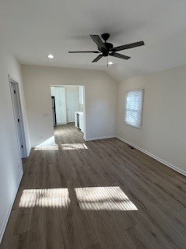 Building Photo - Beautifully Remodeled Southside Single Fam...