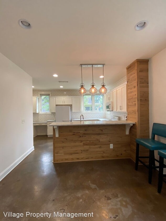 Primary Photo - 2 br, 2.5 bath House - 913 N 12th St #1