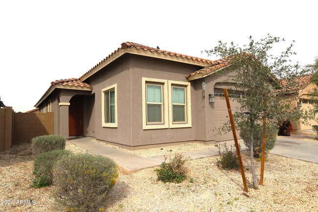 Foto del edificio - 3830 S 64th Dr
