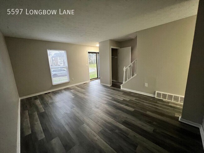 Foto del edificio - 5597 Longbow Ln