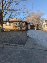 Building Photo - 287 S Liberty St