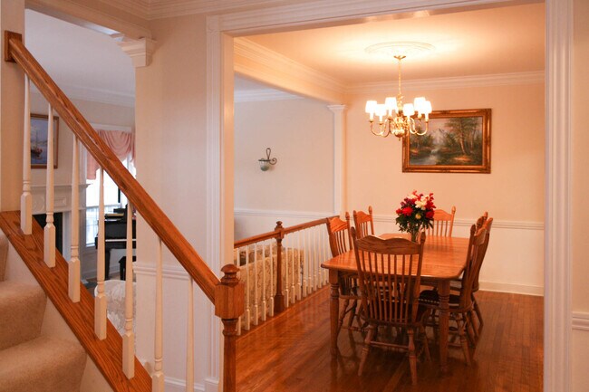 Foto del edificio - 648 W Parkside Dr