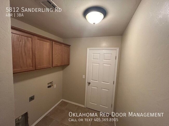 Building Photo - 5812 Sanderling Rd