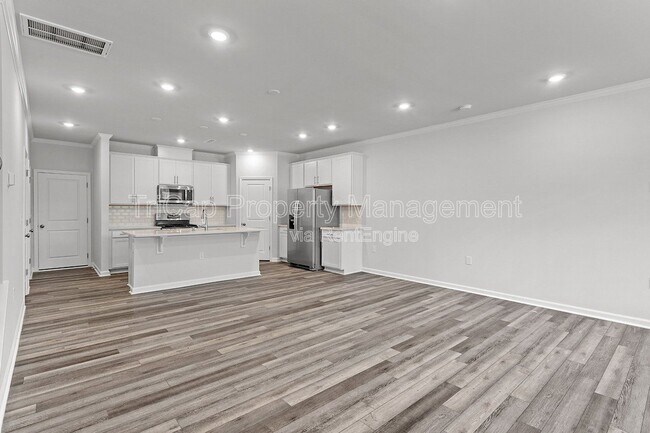 Foto del edificio - 1636 Singing Bird Trl