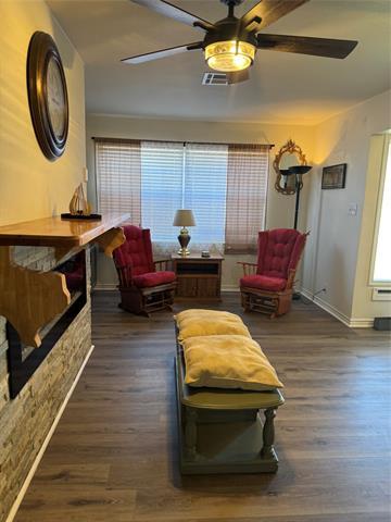 Foto del edificio - 1470 Beechwood Ln