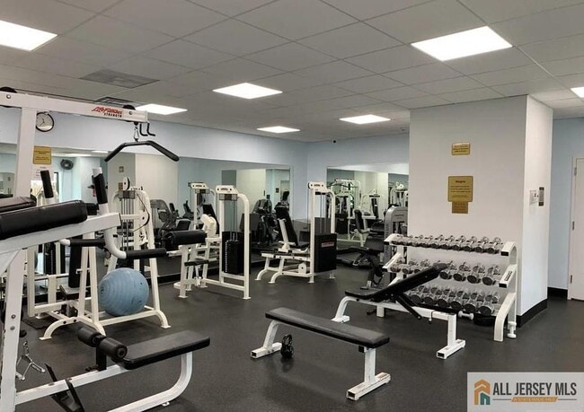 Foto del edificio - 770 Anderson Ave