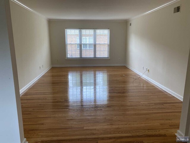 Building Photo - 522 Maple Ave