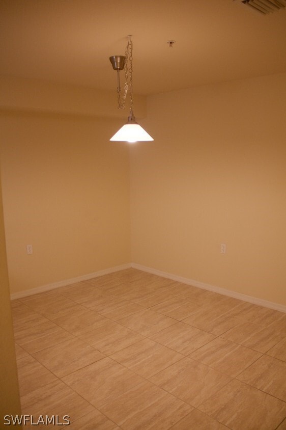 Building Photo - 9051 Gervais Cir