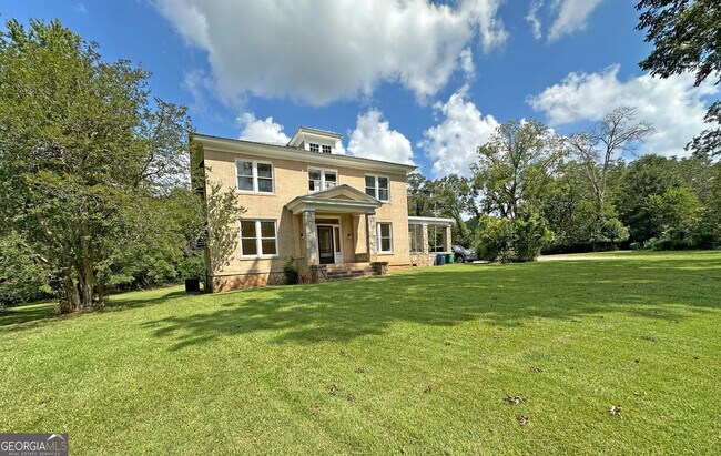 Foto del edificio - 1010 Oglethorpe Ave