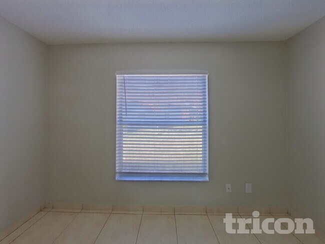 Foto del edificio - 2305 Saphire Ct