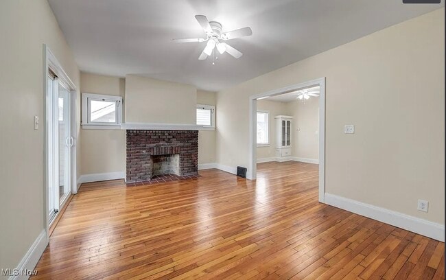 Building Photo - 2085 Chesterland Ave