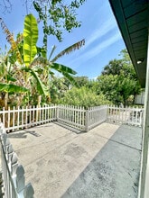 Building Photo - 5841 Sun Glo Ave