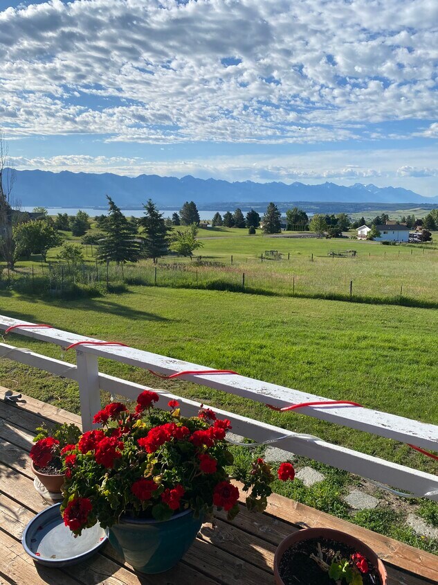 41159 Sunnyview Loop Unit Skyview, Polson, MT 59860 Apartments in