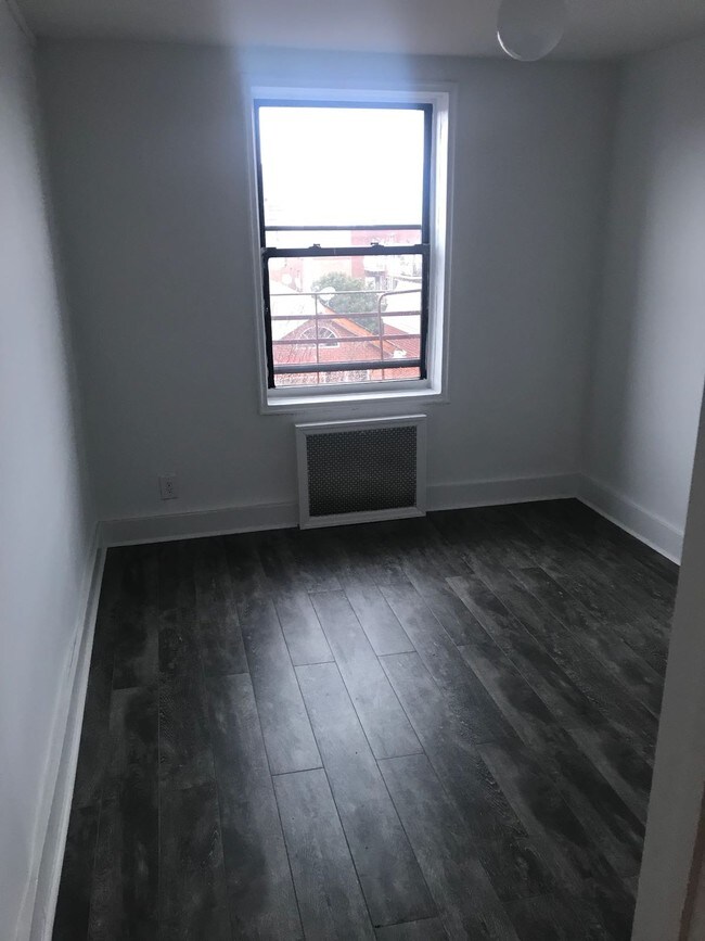 Building Photo - 4140 Denman St