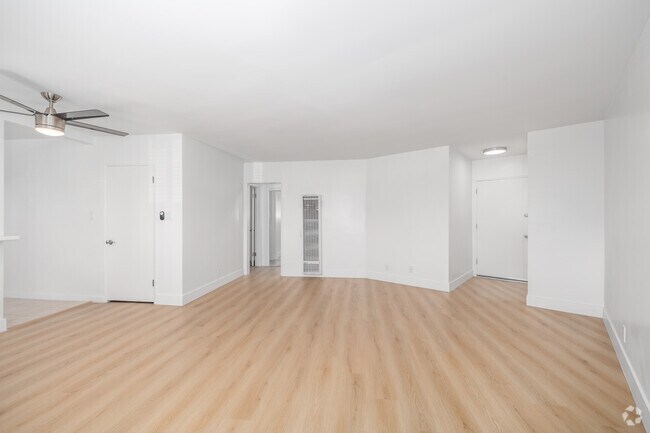 1 dormitorio, 1 baño - 705 pies cuadrados - Sala de estar - PW 4143