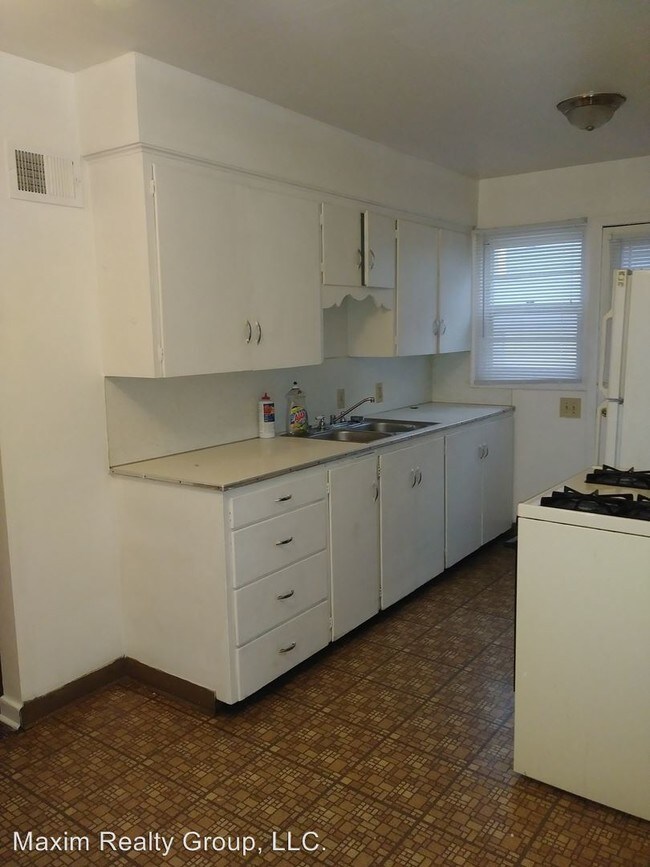 Foto del edificio - 2 br, 1 bath Apartment - 4519 HAMILTON ST
