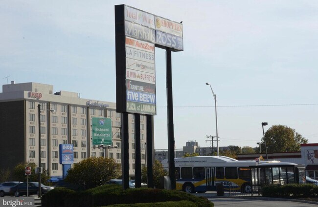 Foto del edificio - 519 N Armistead St