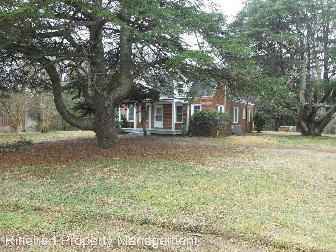 Primary Photo - 3 br, 1 bath House - 911 Shady Oak Lane