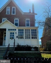 Building Photo - 524 Washington St