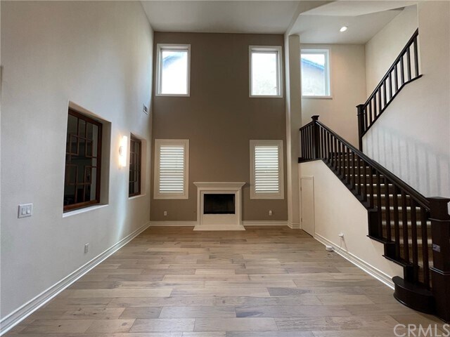 Building Photo - 8602 Candlewood St