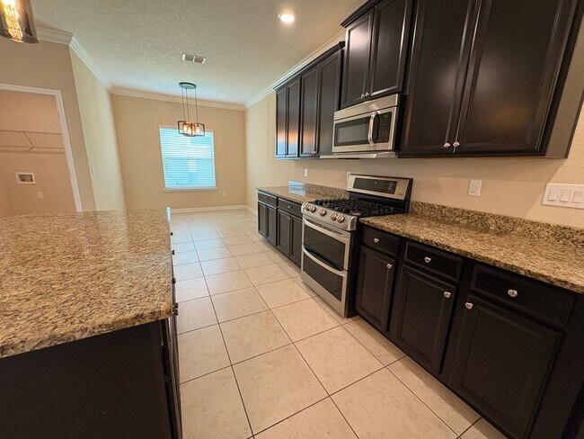 Building Photo - Spacious Home in Growing Area of St. Johns...