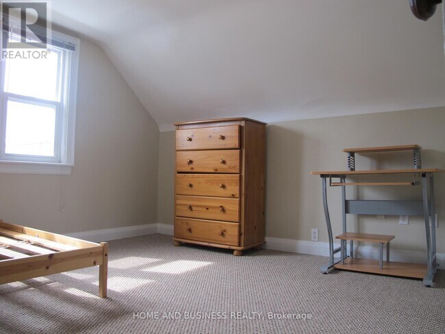 Photo du bâtiment - 2 Patricia St