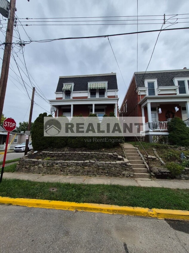 Photo - 132 Evergreen Avenue