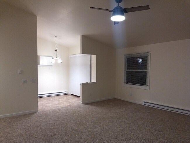 Building Photo - 6717 Jacobs Way