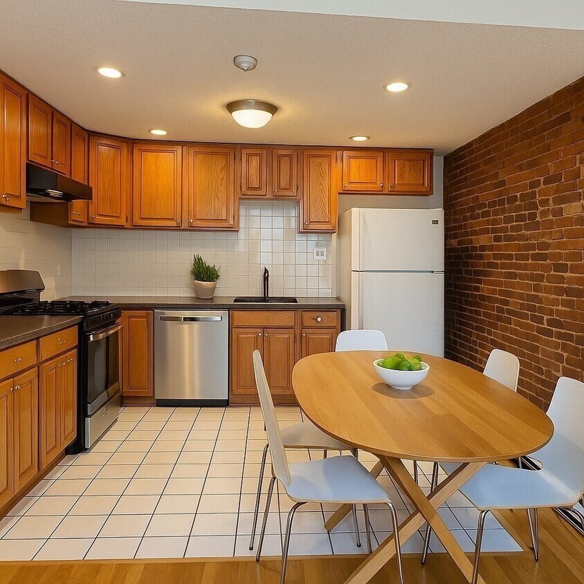 Foto principal - 22 S Huntington Ave