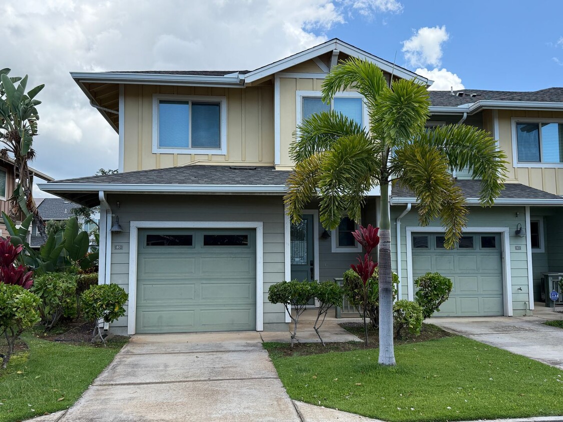 Foto principal - Olino at Mehana 3 bed 2.5 bath townhome av...