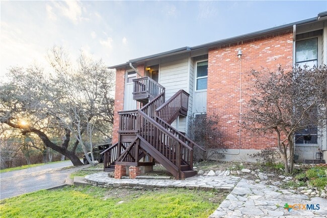 Building Photo - 430 Lindsey St