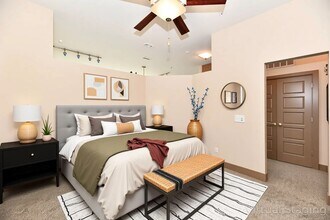 Interior Photo - Mezz 42