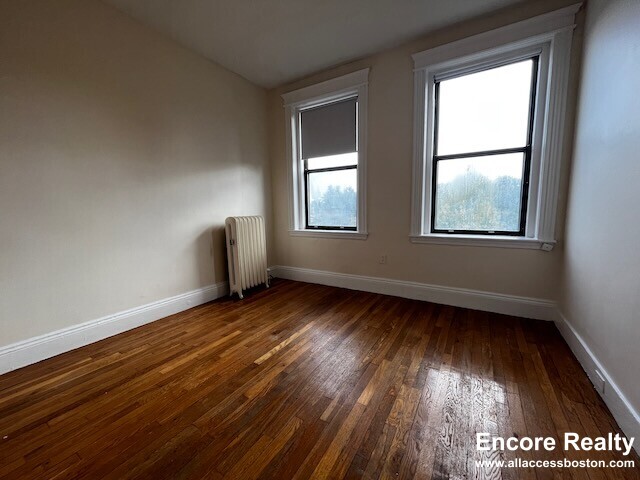 Building Photo - 1156 Commonwealth Ave