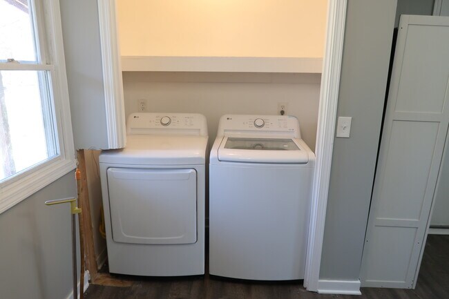 Foto del edificio - 40 58th St SE