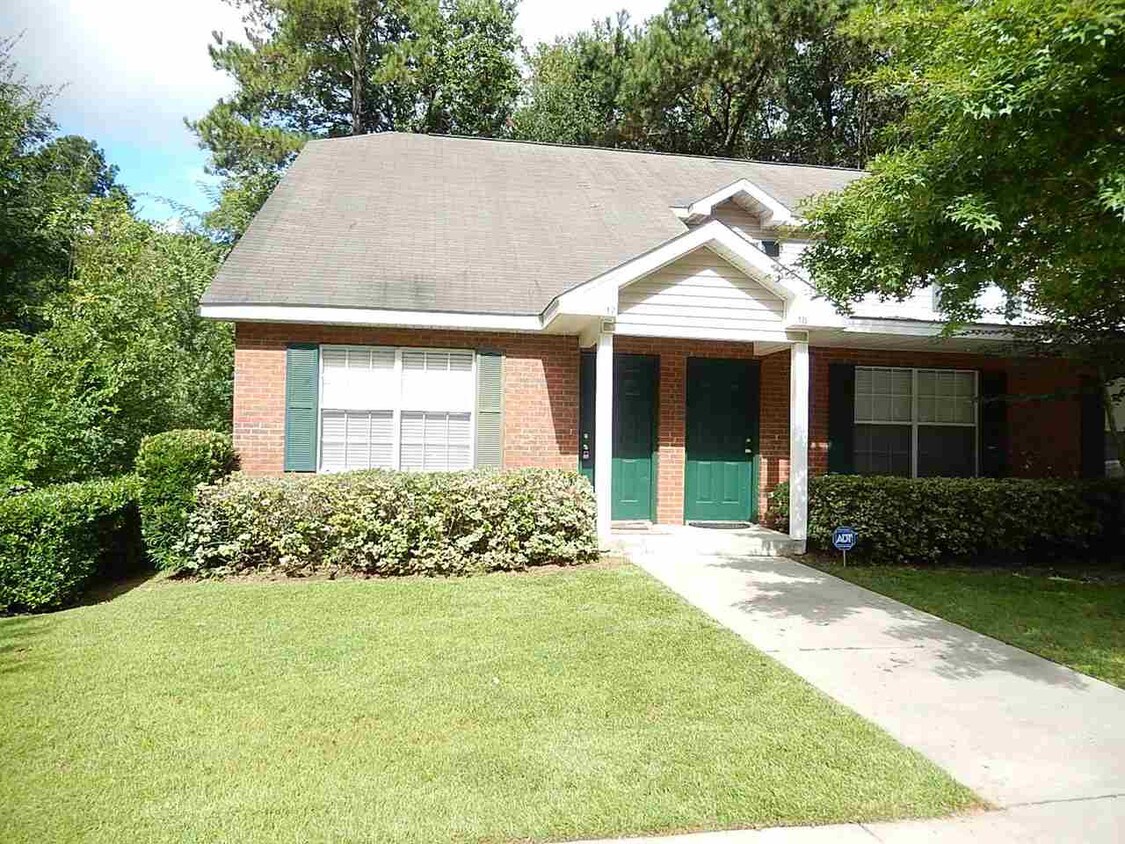 2525 Hartsfield Rd Unit 17, Tallahassee, FL 32303 Condo for Rent in Tallahassee, FL