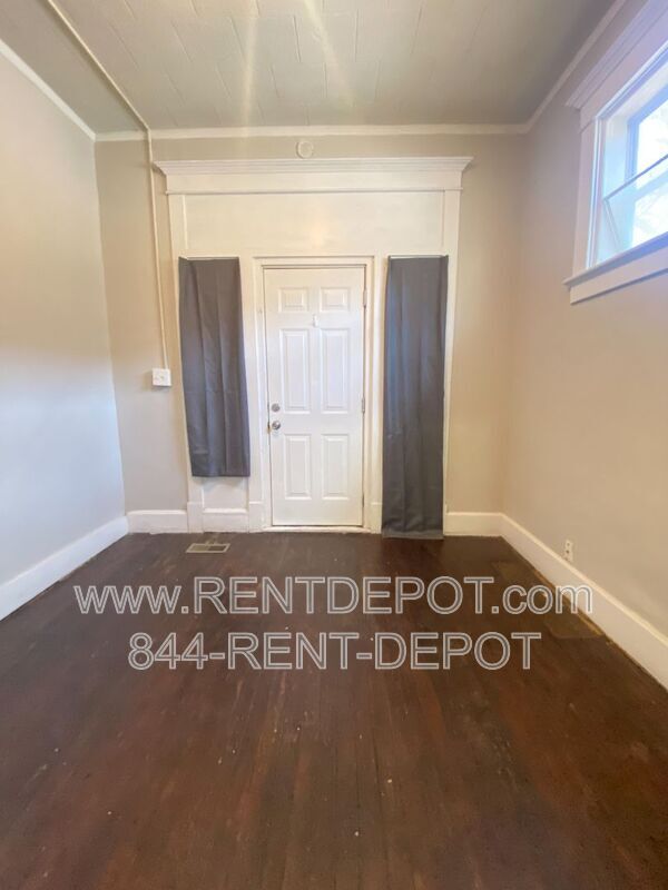 Foto del edificio - 827 Jefferson Ave