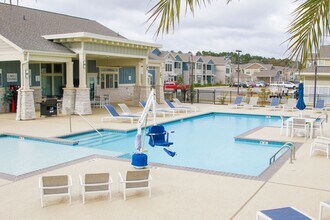 Sparkling Swimming Pool at The Retreat at Juban in Denham Springs, LA - The Retreat at Juban