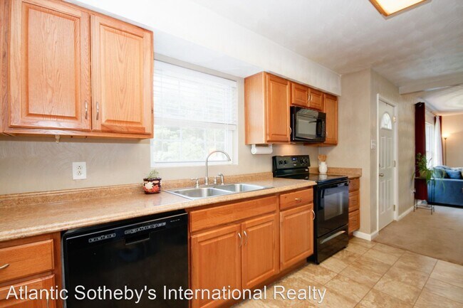Building Photo - 3 br, 1 bath House - 1313 Great Bridge Blvd