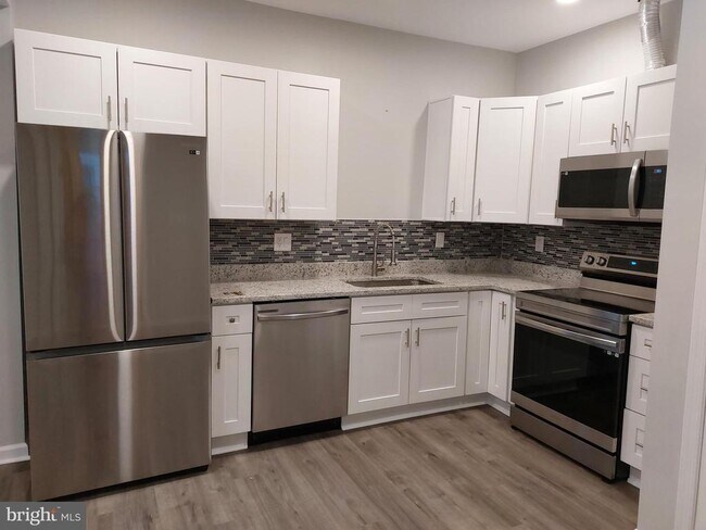 Foto del edificio - 446 N Loudoun St