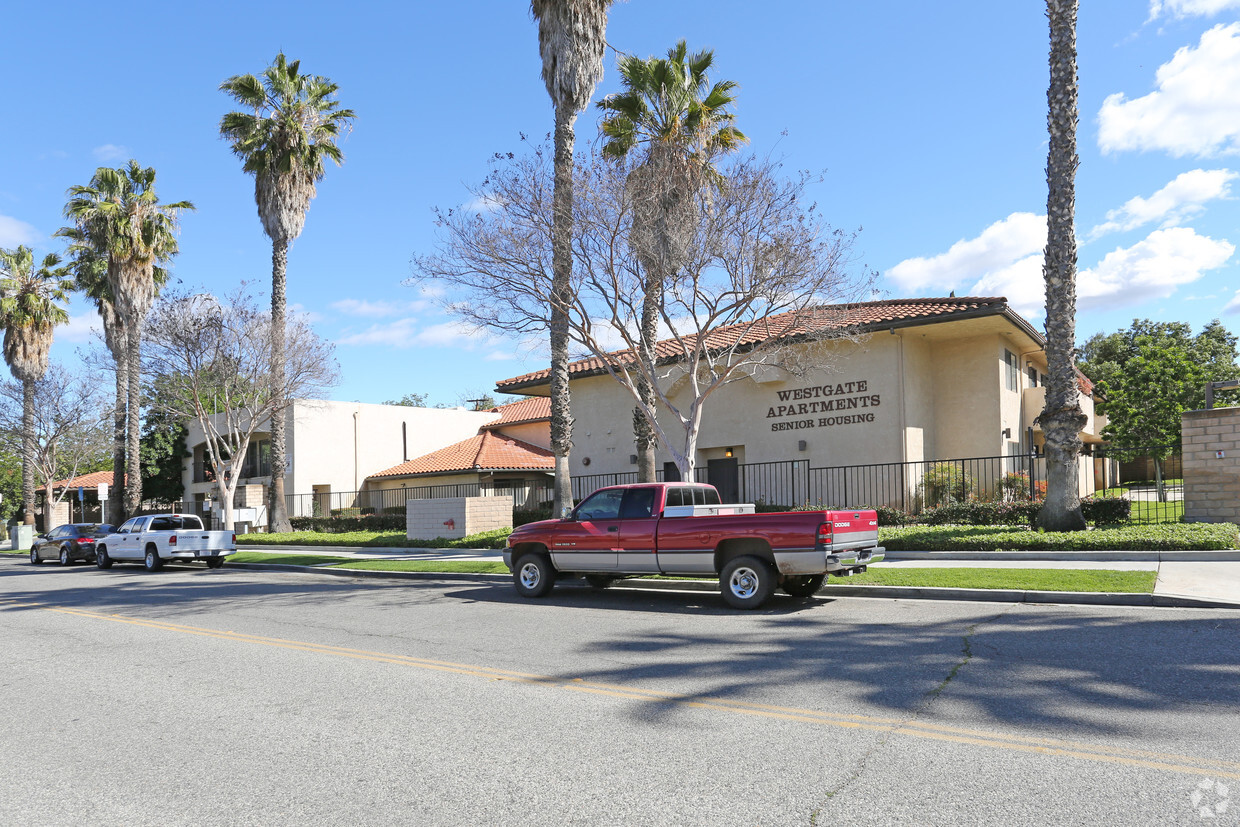 Foto principal - Westgate Seniors Apartments