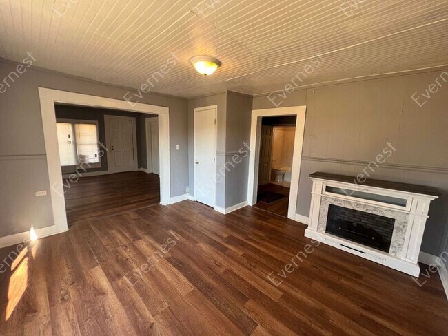 Foto del edificio - 4029 Walnut Ave SW