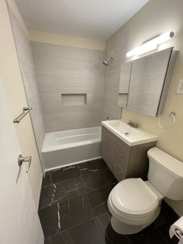 233 Midland Ave, Garfield, NJ 07026 Townhome Rentals in Garfield NJ