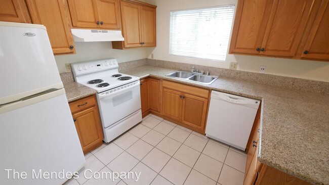 Building Photo - 6982 Parkside Ave