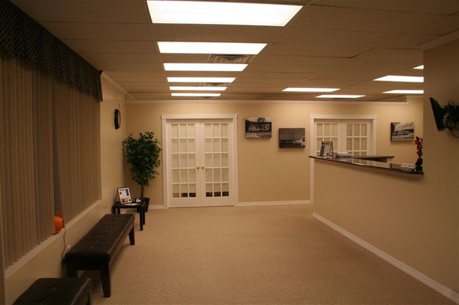 Building Photo - 2109 N Abbey Cir