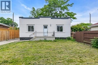 Building Photo - 1737 Drouillard Rd