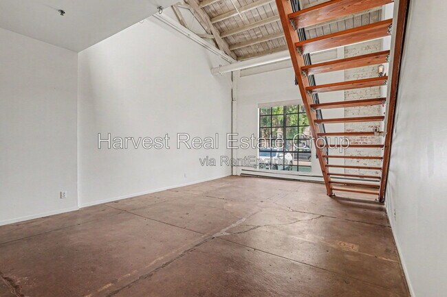 Foto del edificio - 1018 4th Ave