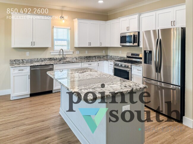 Building Photo - Willow Street in Destin